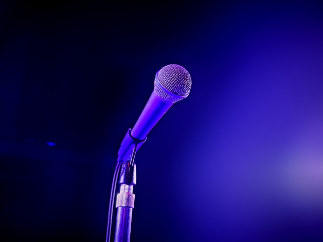 マイクスタンド